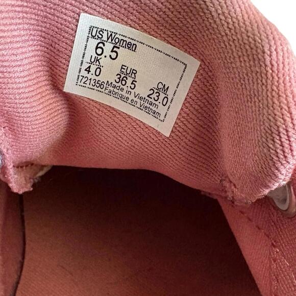 Size 6.5 - VANS tennis shoes Pink Womans Checkered - Picture 9 of 11